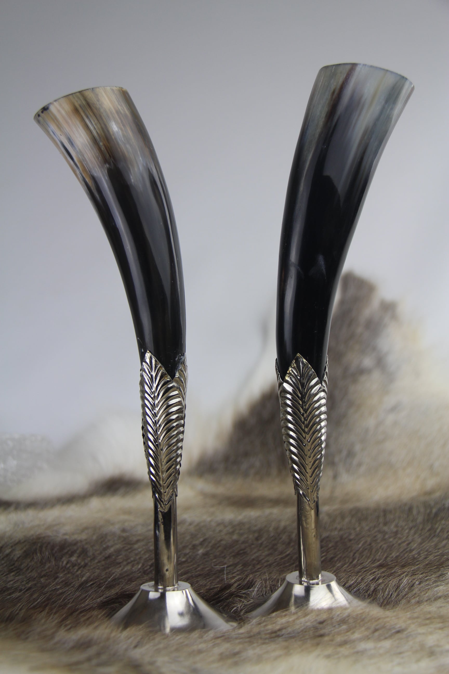 Aristocratic Wine Horn - Side View